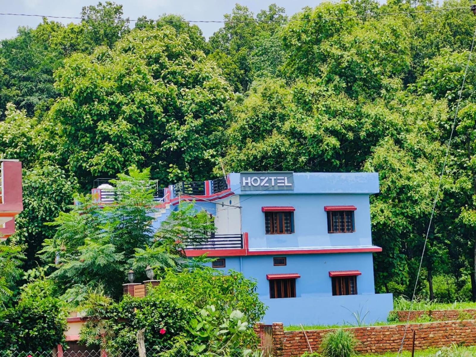 Hoztel Jollygrrant Doon Hostel Rani Pokhri Bagian luar foto